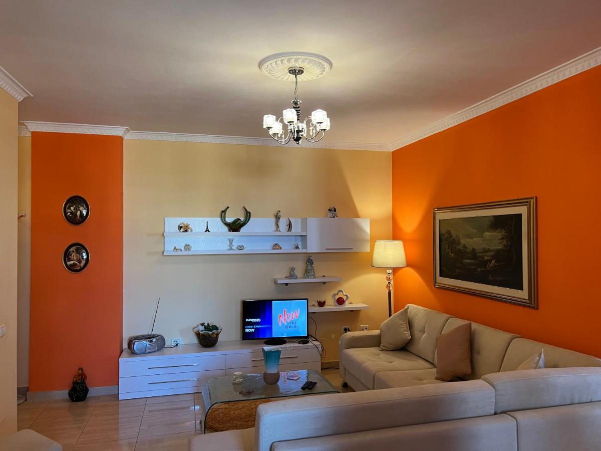 City Center Apartment In Shkodër Exterior foto