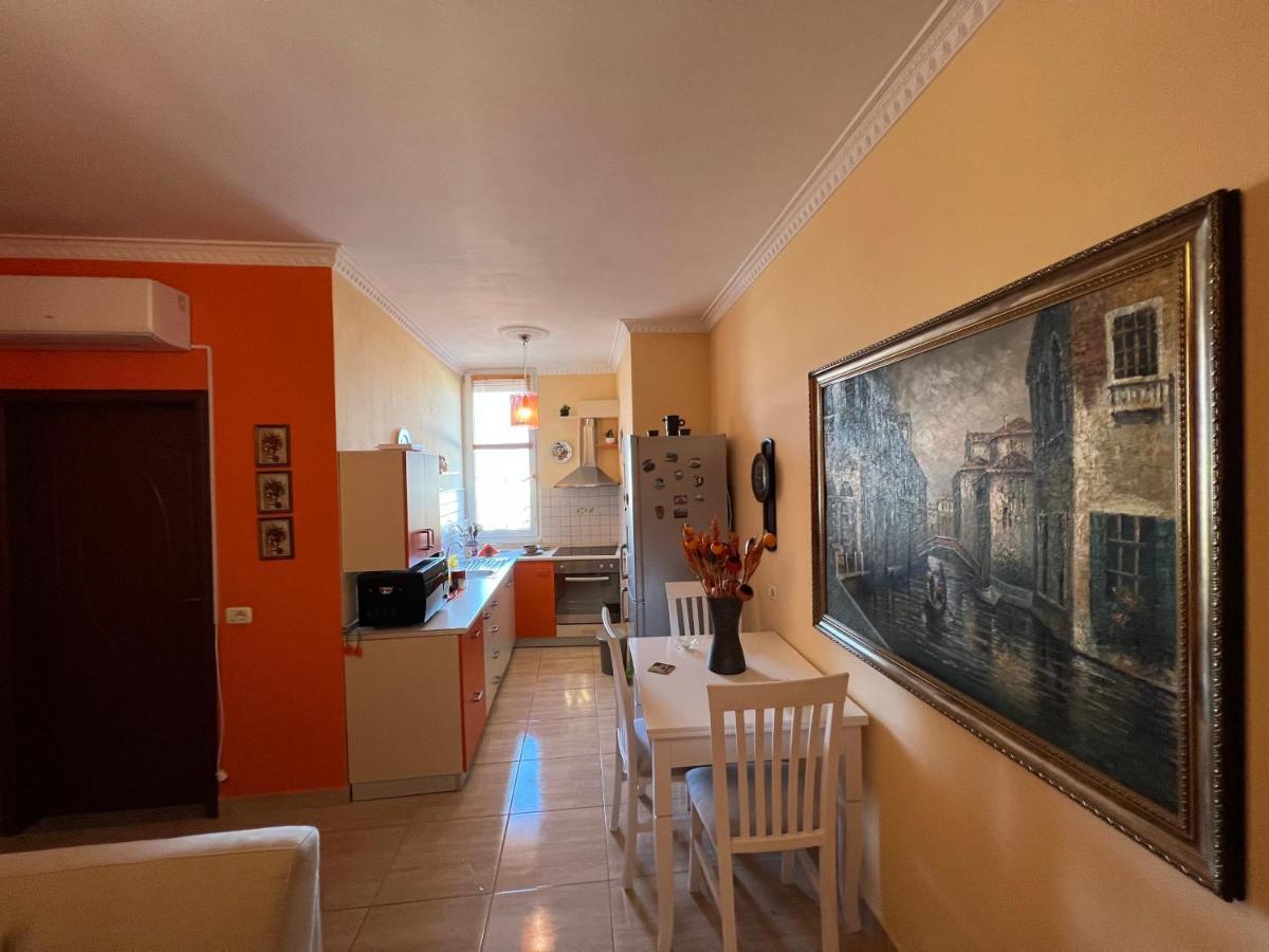 City Center Apartment In Shkodër Exterior foto